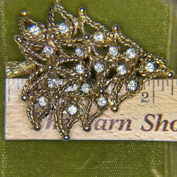 Vintage Christmas Tree Brooch Pin Jeanne Signed Gold Rope Rhinestone MCM 50s - Picture 6 of 9